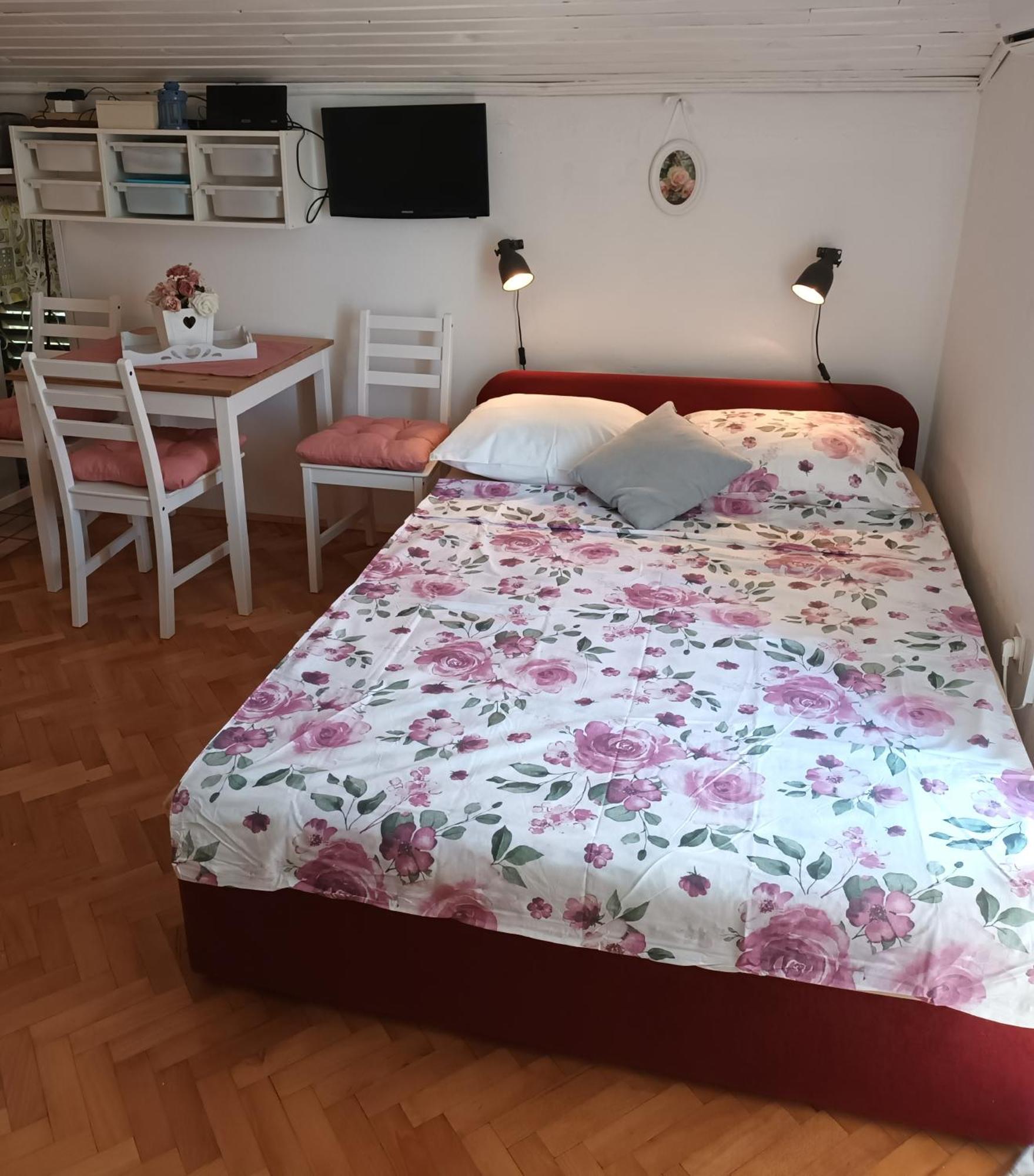Anna Apartment บีโอกราดนาโมรู ภายนอก รูปภาพ